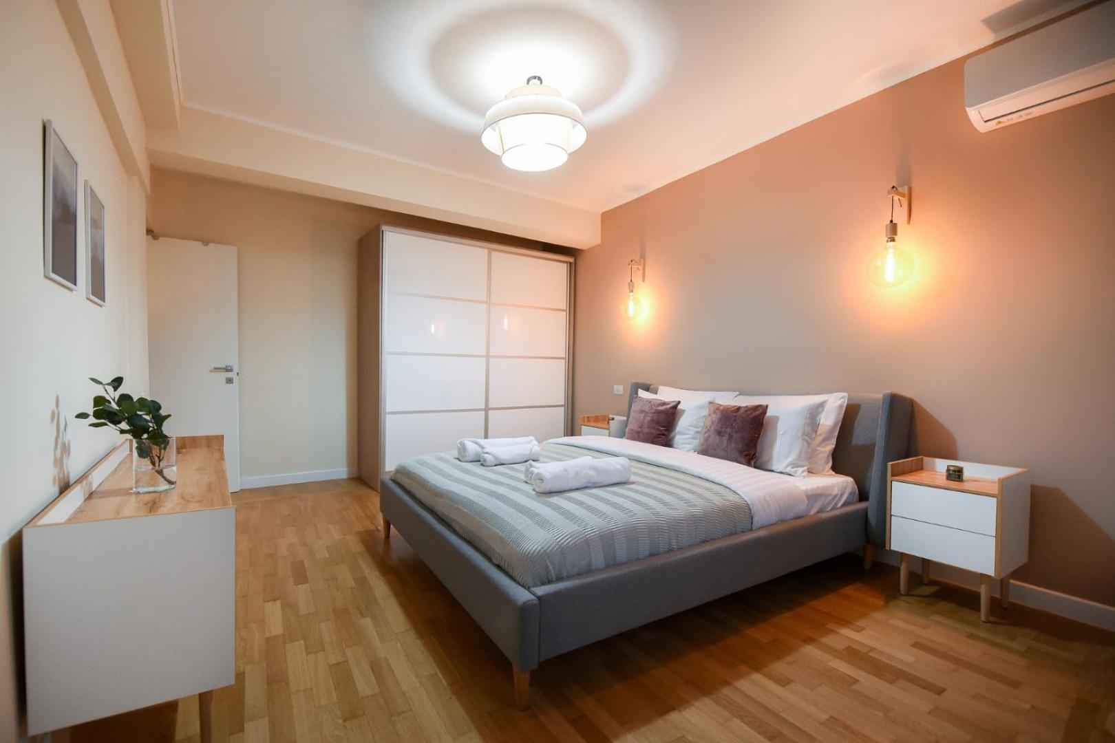 City Living At Its Best - Spacious 2 Bedroom Apartment On Calea Victoriei Bucarest Exterior foto