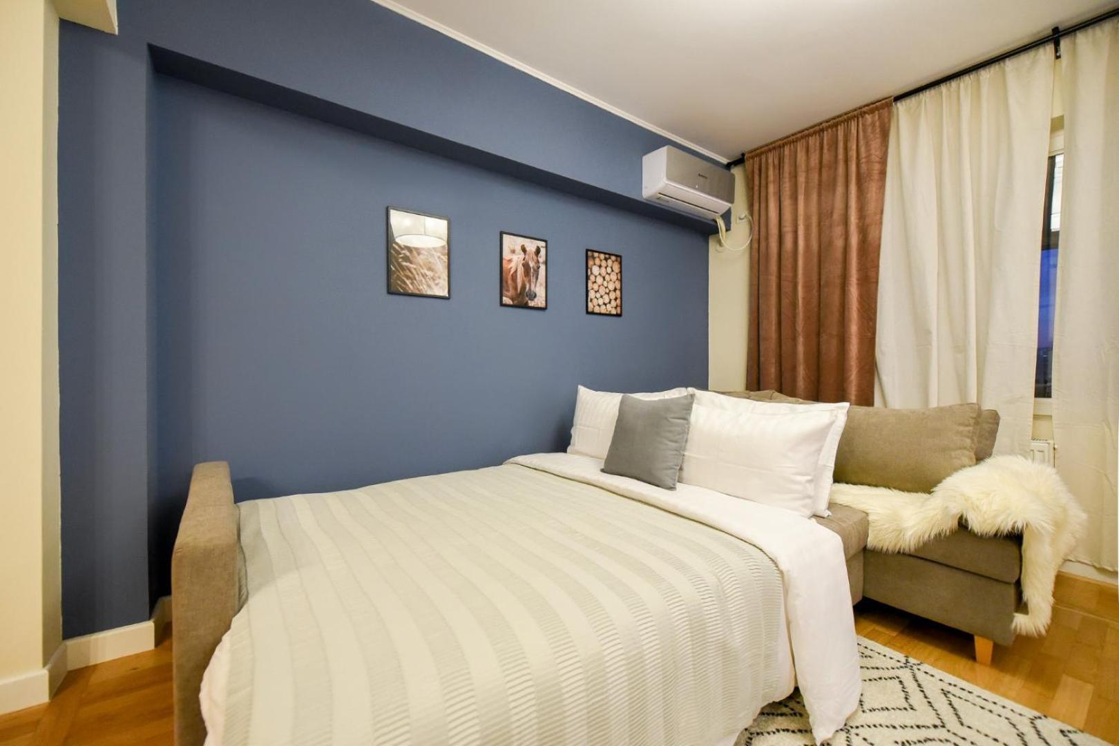 City Living At Its Best - Spacious 2 Bedroom Apartment On Calea Victoriei Bucarest Exterior foto